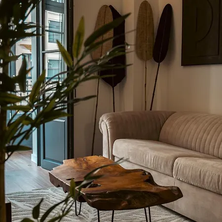 1907 Collection Apartment *