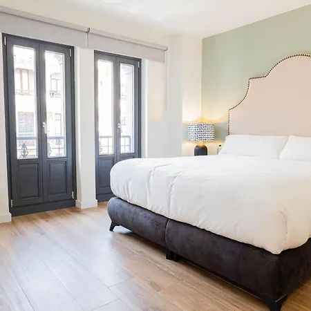 1907 Collection Apartment *